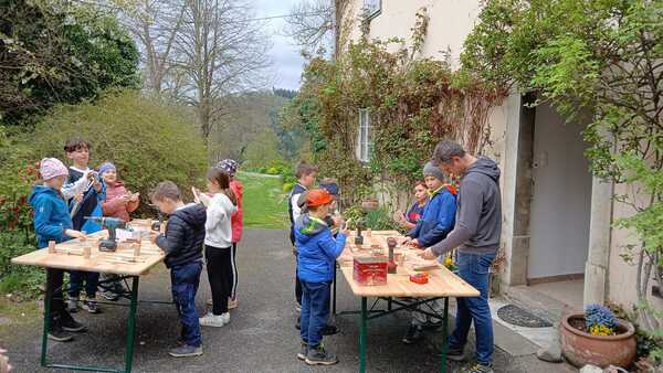 Ratschenbaukurs am Kirchberg